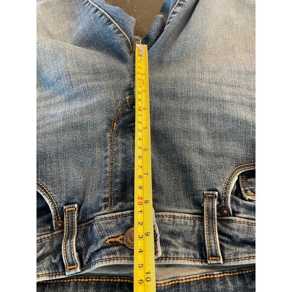 Levi's Classic Mid-Rise Skinny jean 12 - Picture 9 of 10